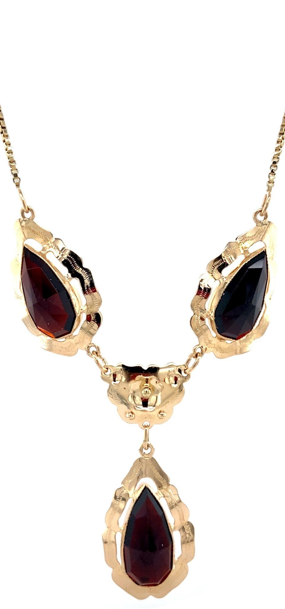 Vintage 14K Gold Necklace with Garnet
